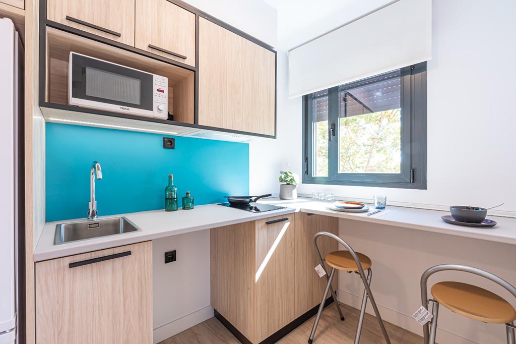 Individual en apartamento con terraza