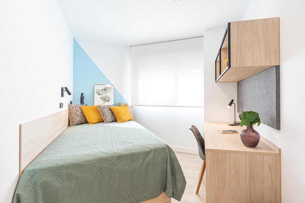 Individual en apartamento con terraza