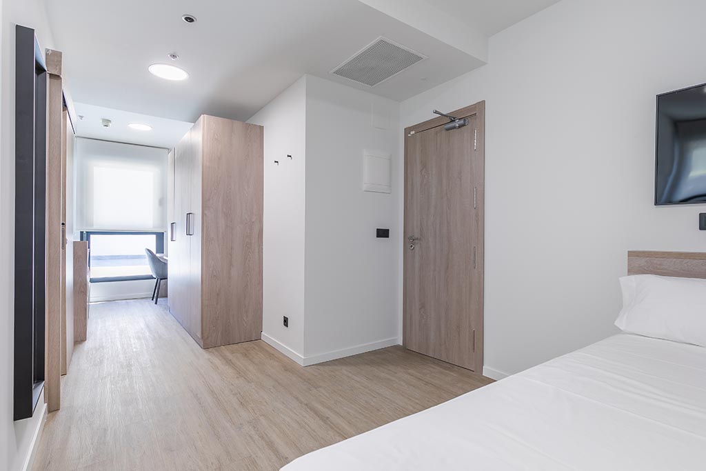 Habitación doble en apartamento